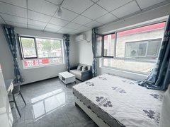 北京朝阳来广营整租 二楼朝南大房间 空间大收纳多 步行到地铁站出行便利出租房源真实图片