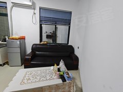 防城港港口桃花湾广场豪丫桂海世贸广场一房一厅急租（晨）出租房源真实图片