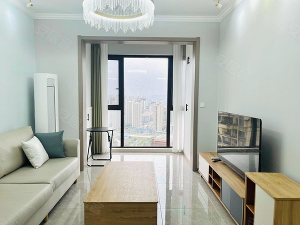 重庆巴南融汇龙湖森镜龙湖森镜 ,精装两房,领包入住,未住过人 ,看房