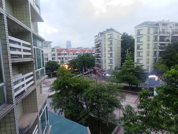 佛山南海狮山俊景花园(b区)俊景b区 狮山广场旁 精装干净卫生 拎包