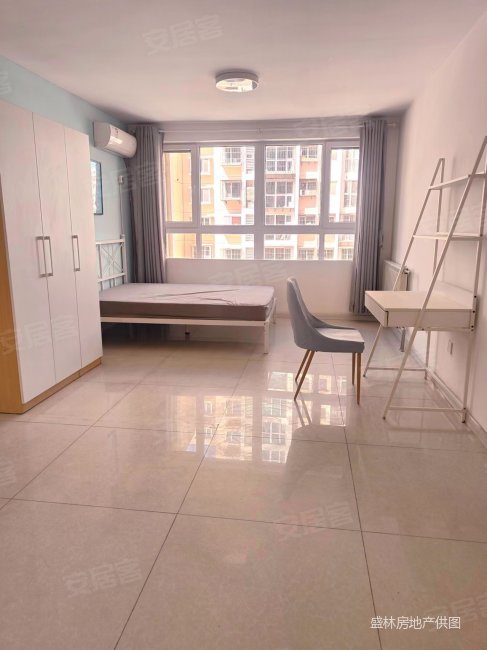 宸欣家园中间楼层刚需两居出行方便装修好商品住宅