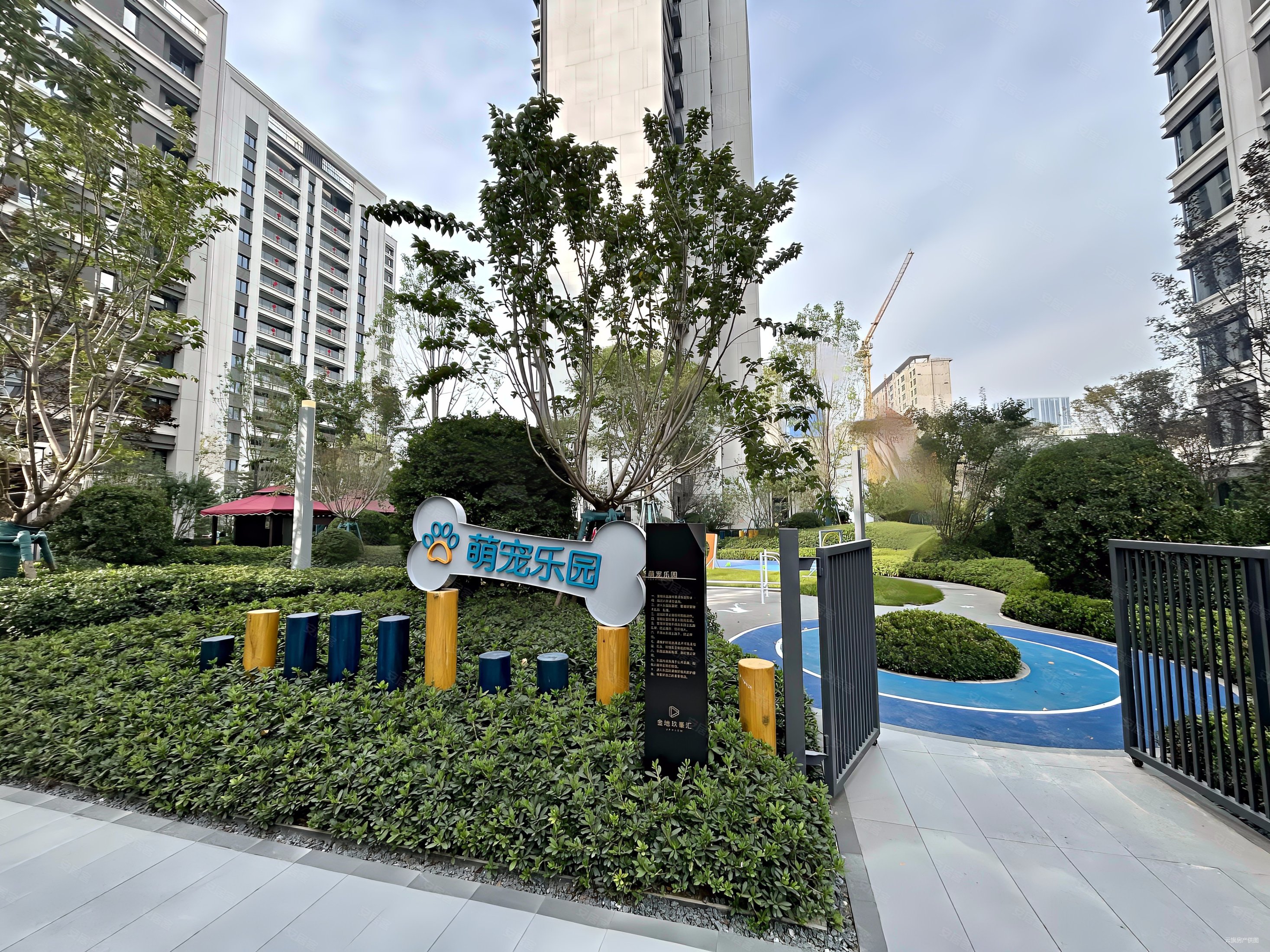 西安房产网>西安二手房>国际港务区二手房>西安奥体中心二手房>金地玖
