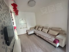 哈尔滨香坊三合路海富山水文二期 二室一厅 通透户型 小区环境好出租房源真实图片