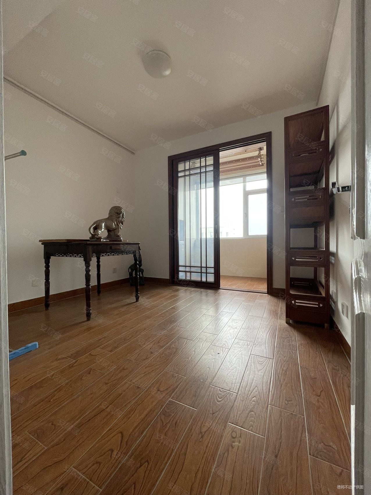 韵和嘉苑3室2厅2卫156㎡南北165万