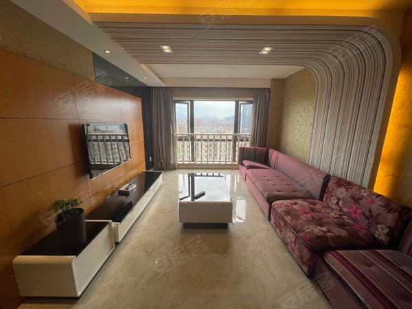 杭州富阳富春万科容大金色家园公望街地铁口一步路 交通便利 拎包入住