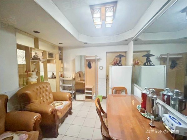 新上 一楼带院 41中友谊大街   油漆厂宿舍 偏门两室