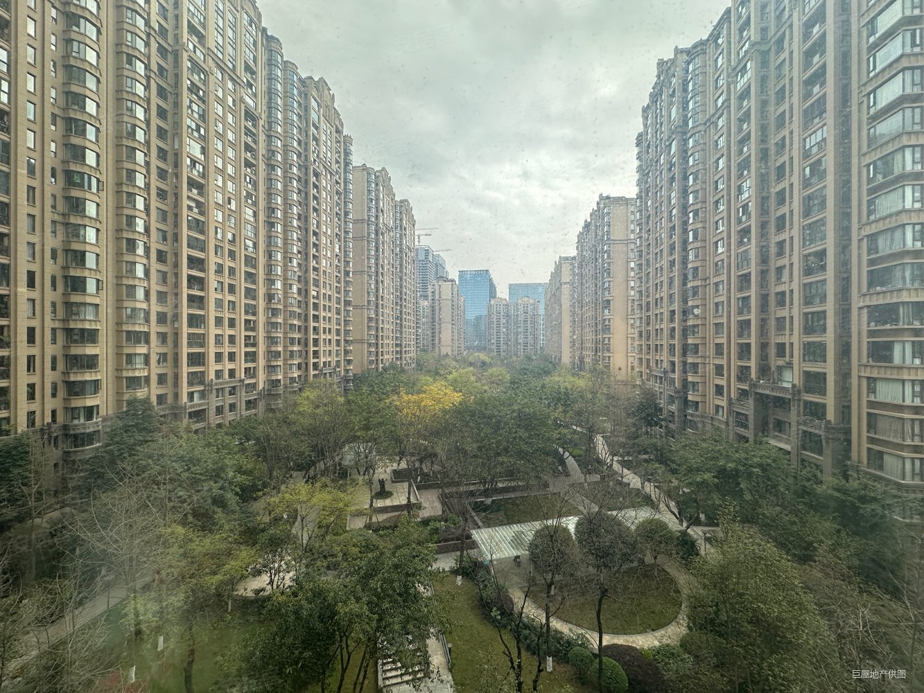成都房产网>成都二手房>高新区二手房>金融城二手房>中海城南一号>