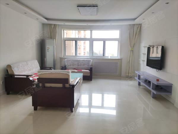 市中心新东方华庭 147三居室精装修 月租2300 7楼,莱城租房-莱芜58