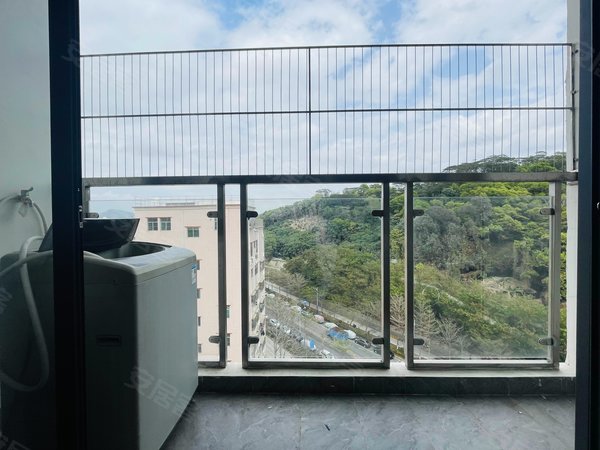 深圳宝安固戍海滨新村(固戍)可短租 签约立减500 押一付一 民水民电