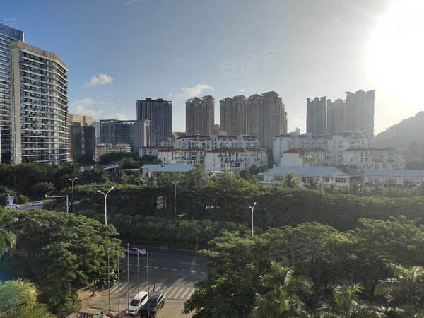 三亚吉阳凤凰路南段三永凤凰城丹州小区,旺豪超市,丰和学校,华侨中学