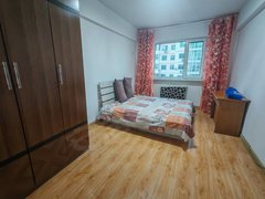 丹东振兴六纬路小学学区万达未来城附近锦绣花园三期两室一厅72平包取暖物业出租房源真实图片