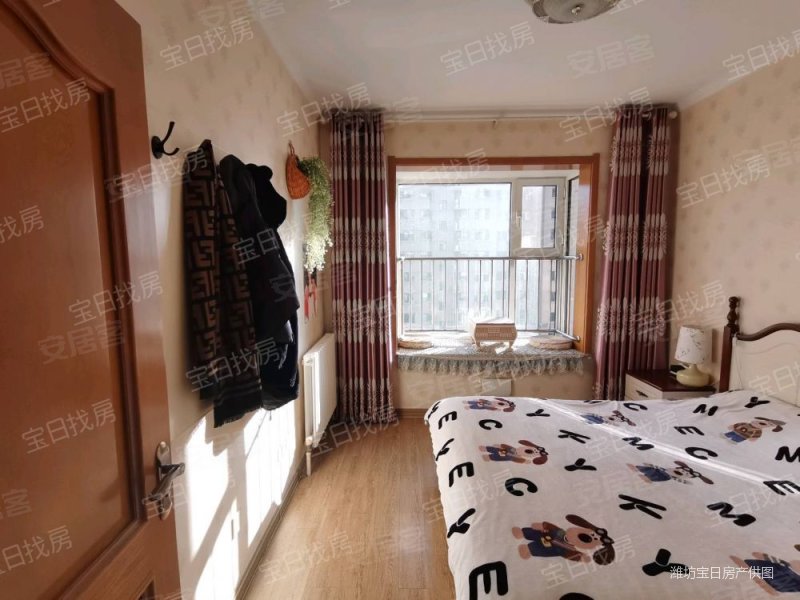 南环路玉泉苑中间楼层两个车位储藏室不冲不挡满二