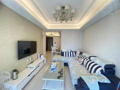 天璟湾 精装温馨一房 家具家电齐全 看房随时可以看。