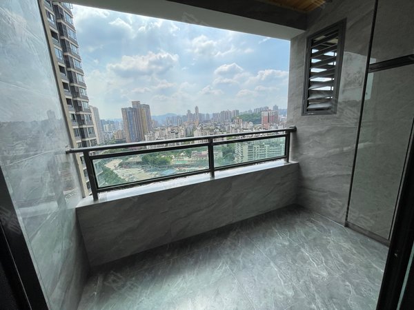 重庆渝北龙溪象屿观悦府渝北区 花卉园象屿观悦府南区 精装大三房