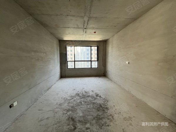 鼎鑫河东故事3室2厅2卫134.5㎡南北89.8万