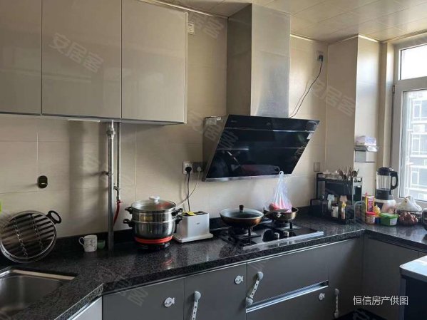 一中花园书背房近寿光一中精装带电梯车位储藏室随时看房