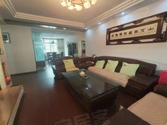 安陆城区安陆城区出租!护国劳动保险局附近步梯低层三室二厅二卫干净整洁家电齐全出租房源真实图片