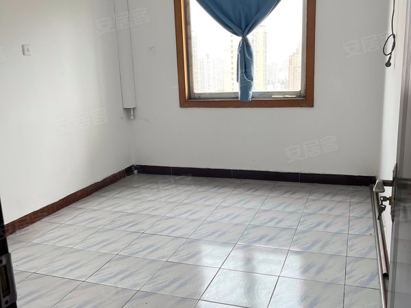 郑州金水花园路安华大厦无中介费,可以月付正弘城对面安华大厦办公