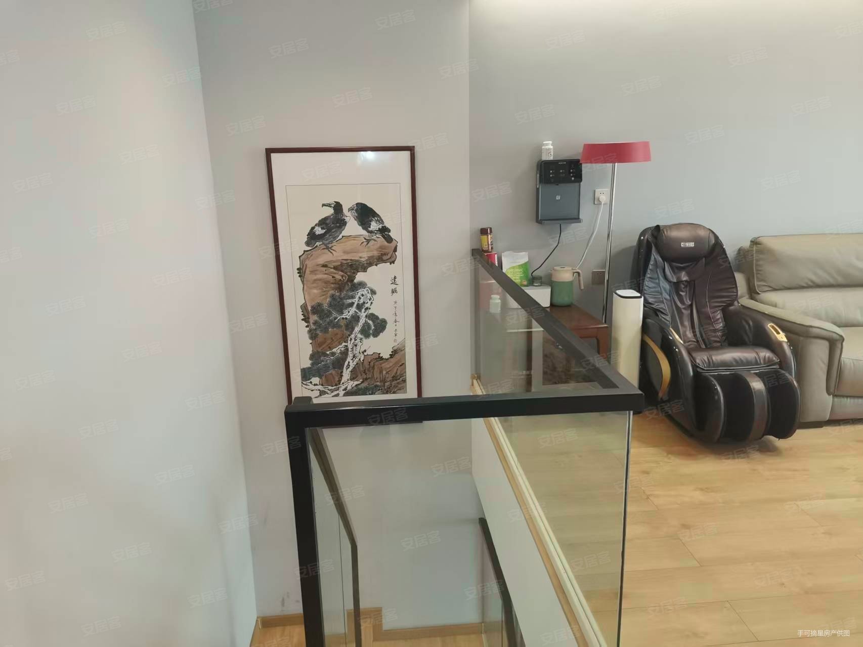 秀兰城市花园6室3厅2卫258㎡南北235万