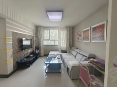 水韵明珠 多层5楼 单身公寓带空调家具家电齐 年租1.45万