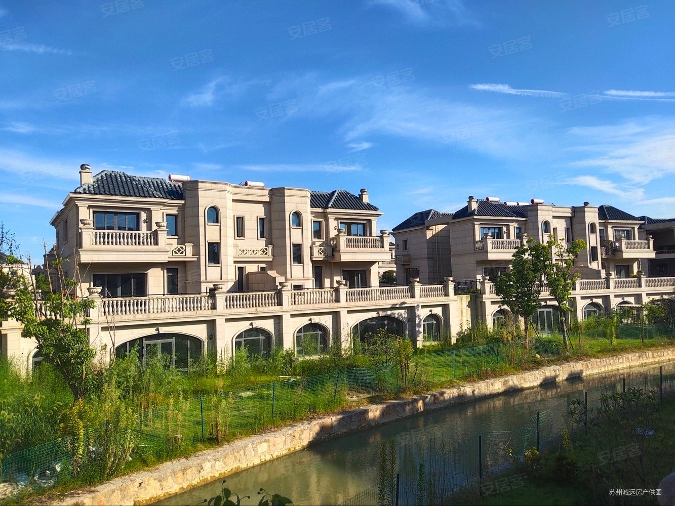 碧桂园凤凰岛5室3厅4卫455㎡南北1150万