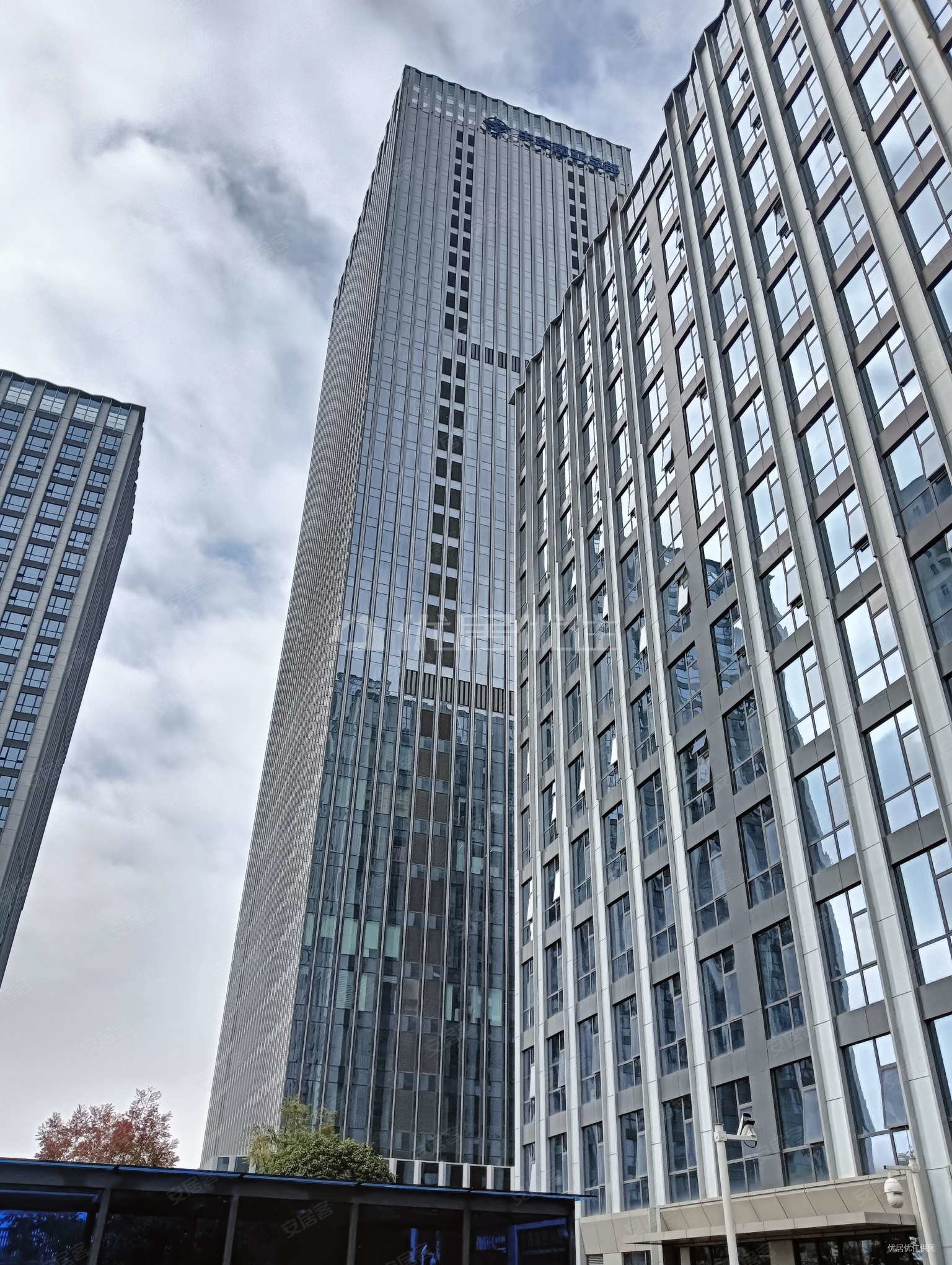 昆明房产网>昆明二手房>官渡二手房>巫家坝二手房>中交金地中央公园18