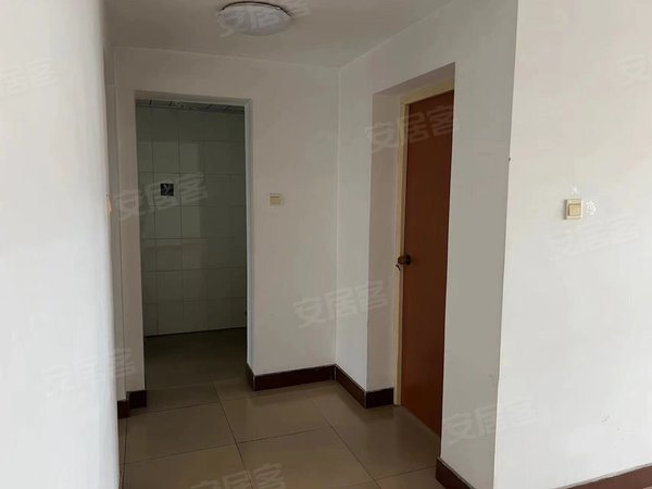 罗塘租房,励才旁南苑新寓 5室3厅2卫 精装修 195平 南北通透,姜堰租房