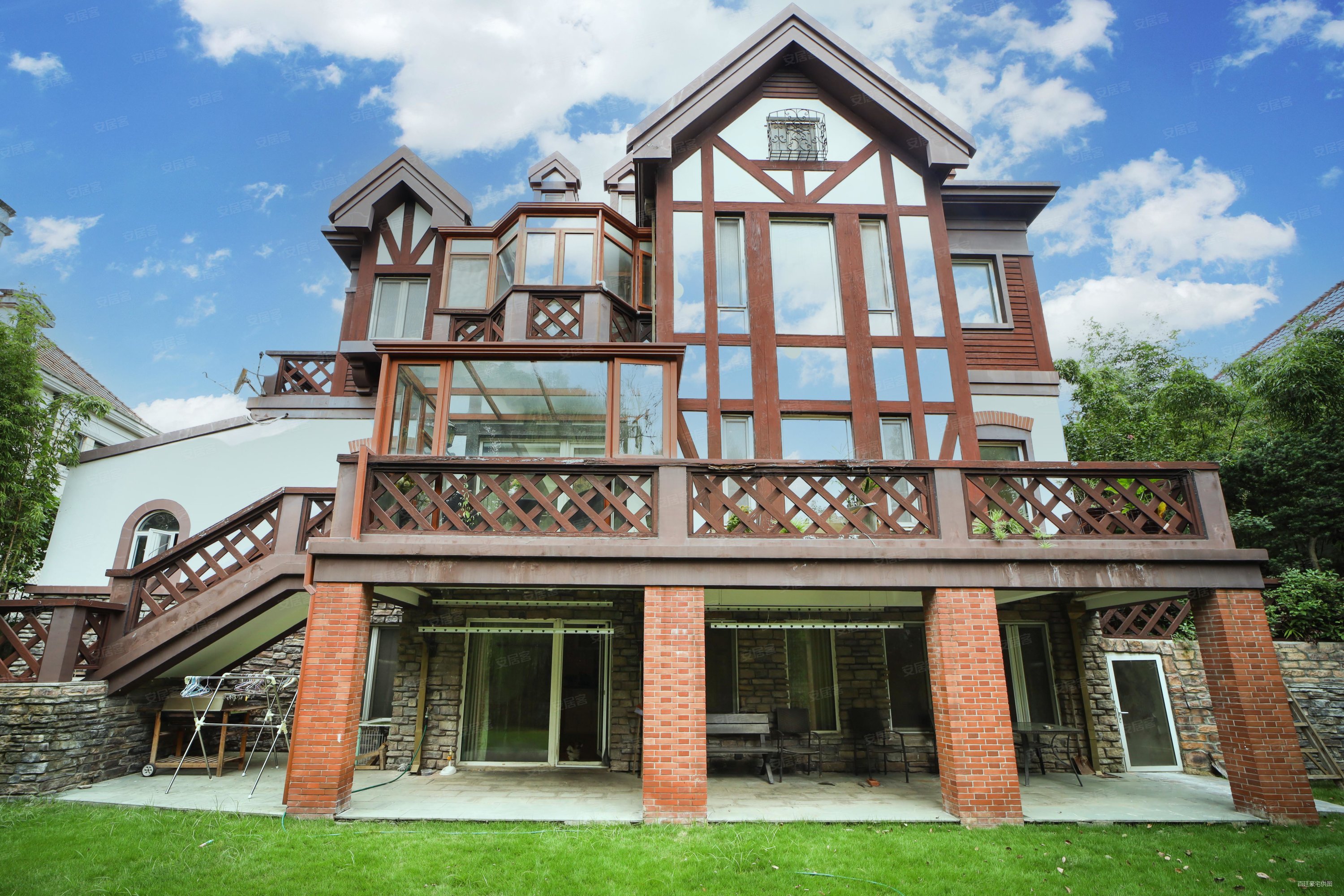 花园600平 双首层全明地下室设计 碧云 英式都铎风独栋,云间绿大地