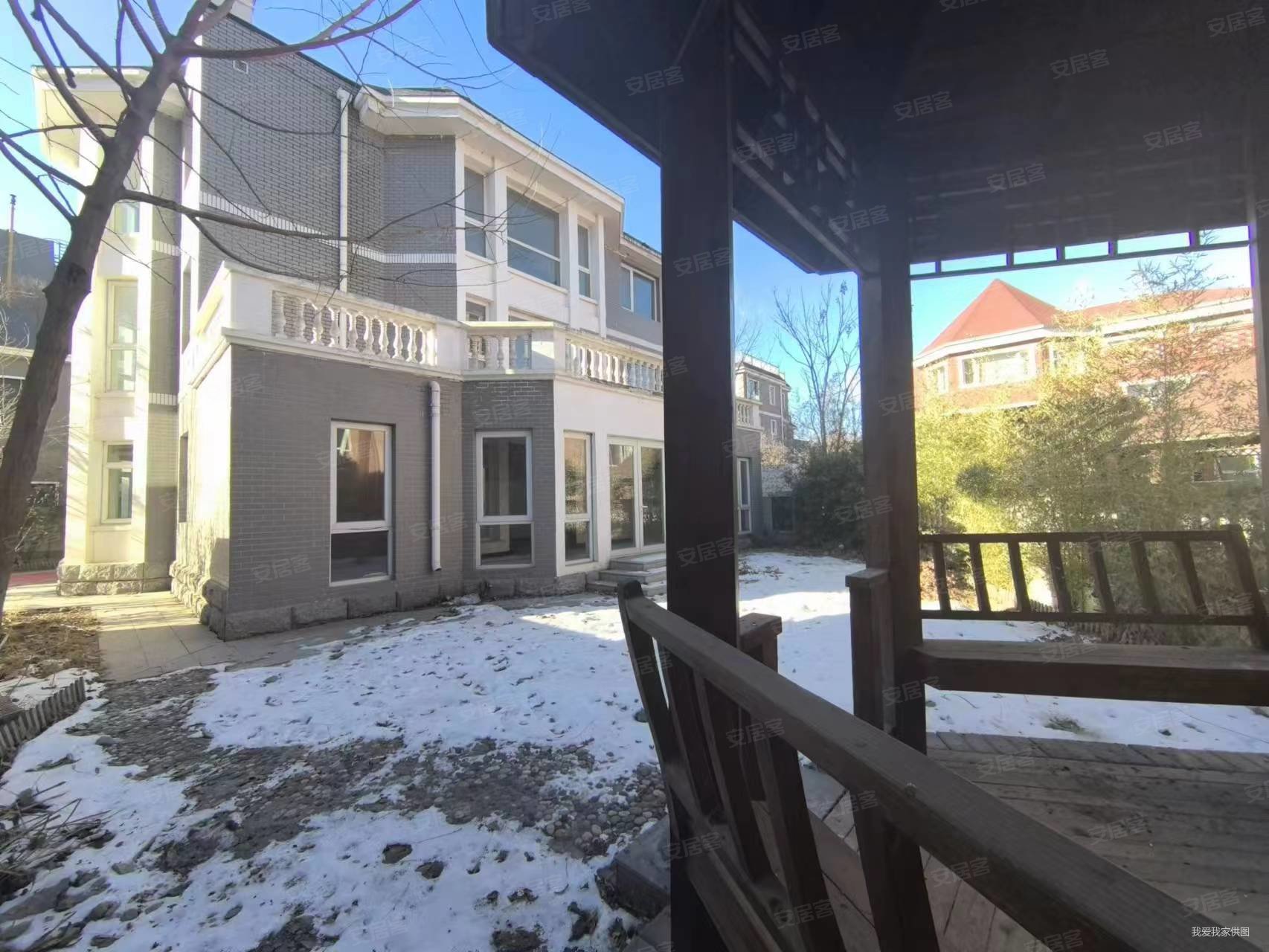 达华庄园6室5厅6卫318.07㎡南北2000万