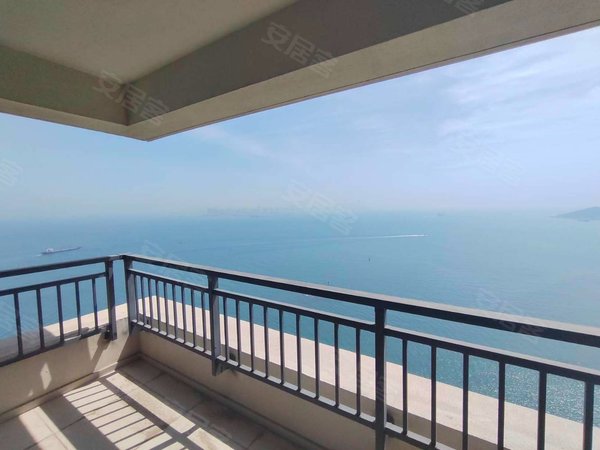 青岛黄岛薛家岛融创维多利亚湾超高层海景房对外出租,海景必须有范