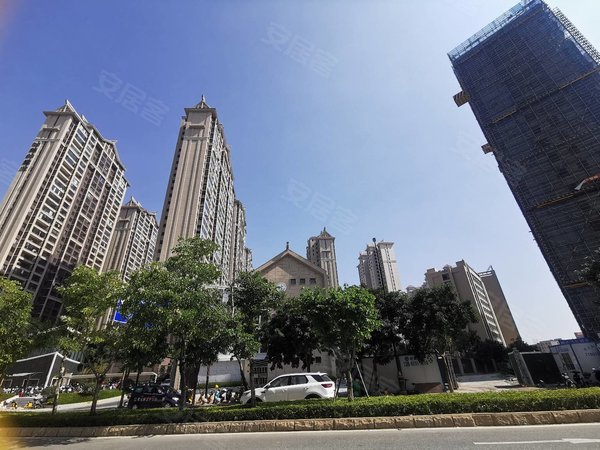 泉州台商区台商投资区美的公园天下宝龙旁 复式楼 租金划算 家具家电