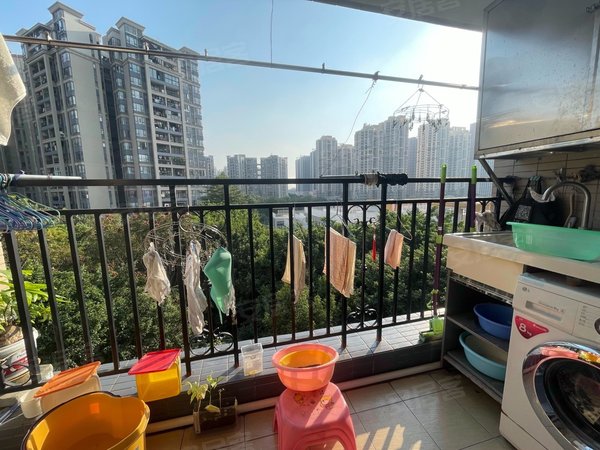 广州白云金沙洲中海金沙馨园中海金沙馨园 两房 干净整洁 交通方便