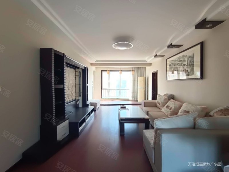 大连房产网>大连二手房>开发区二手房>快轨金马路二手房>铜锣湾>800