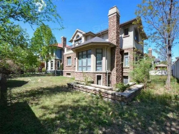 北京昌平小汤山南保利垄上精装好房 干净整洁 独栋别墅 3间卧室朝阳