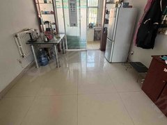 沂源城区银座新车站附近低楼层，全套家具家电12000出租房源真实图片