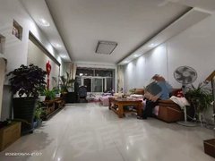垦利垦利一中垦利第一中学新东方电梯房 家具家电齐全年租1.2万 拎包入住出租房源真实图片