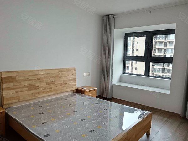 苏州太仓娄东丽景嘉园丽景佳苑2室2厅1卫精装修2800包物业费家具齐全