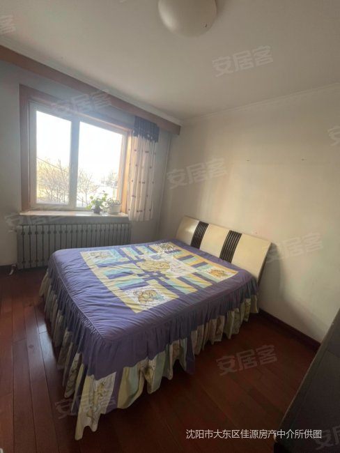 春晖家园,地铁口   ,南北通透,没公摊,物业费5角