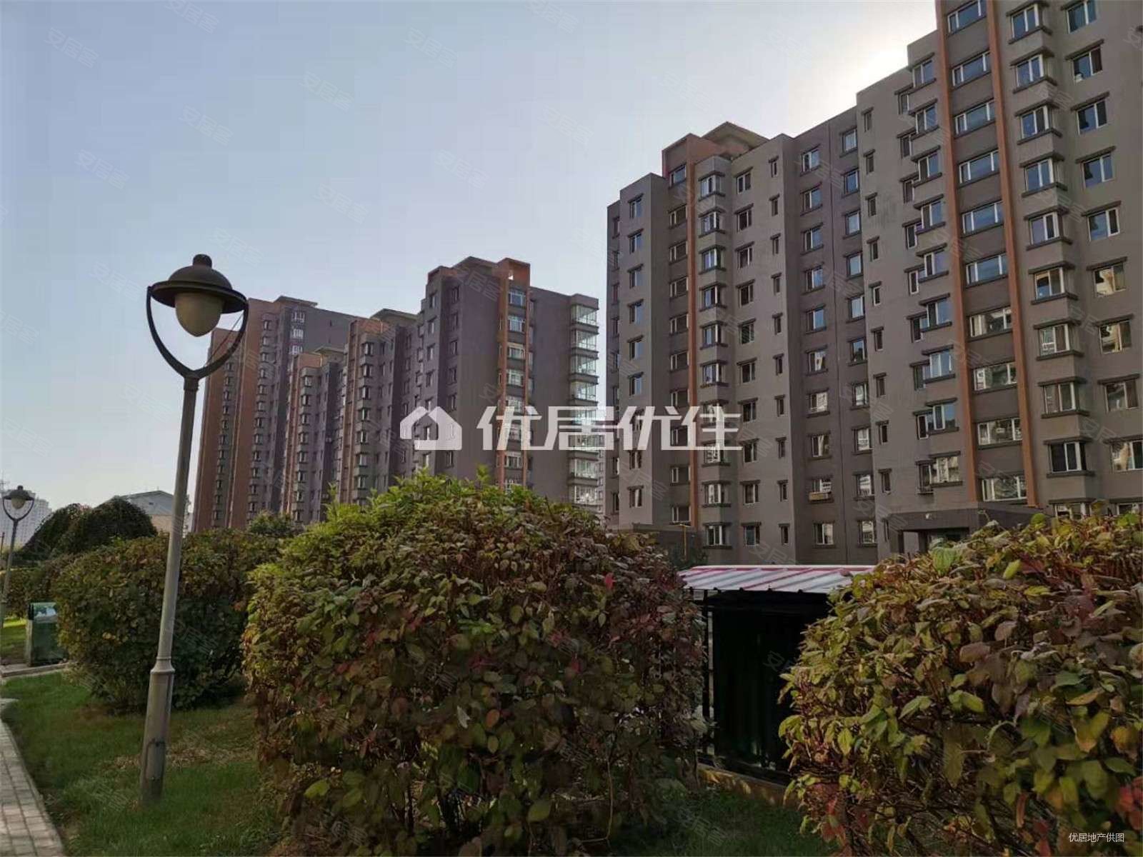 电梯房 3室 南北通透 巨海城五区 精装 诚心出售 价格可议