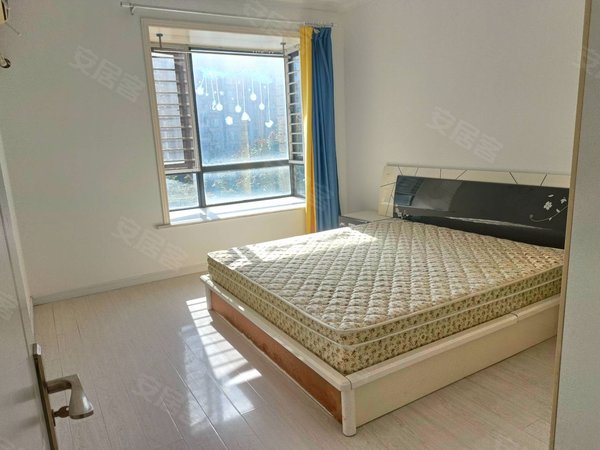 上海松江松江新城华亭公寓(松江)华亭公寓 近正泰科技 文涵路 住户少