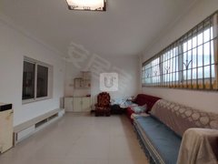 巴中巴州回风可月付 容邦万达旁 楼上带个小平台 电梯套二 家具家电齐全出租房源真实图片