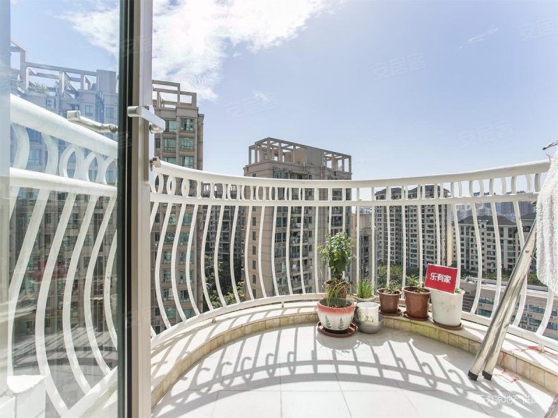 高绿化 中间楼层 南北通透 电梯房 交通便捷 双卫生间,振业翠海花园