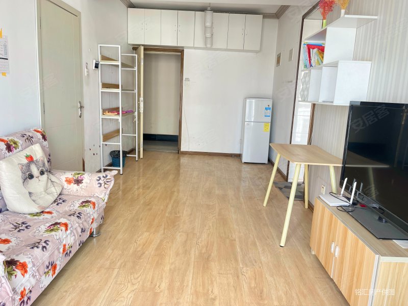 硅谷公寓中间楼层正规商品房医疗配套成熟出行方便