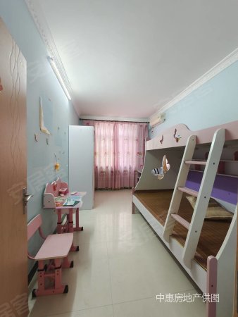 来宾市职业技术学校教师住宅区3室2厅2卫123㎡南北32万