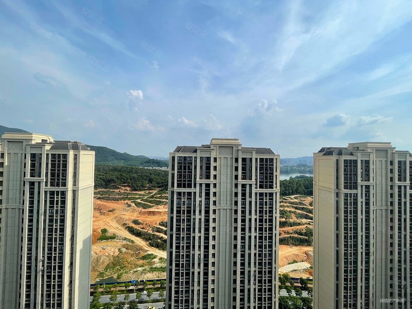 金地香山湖三房南北通透70年产权低密宜居双卫