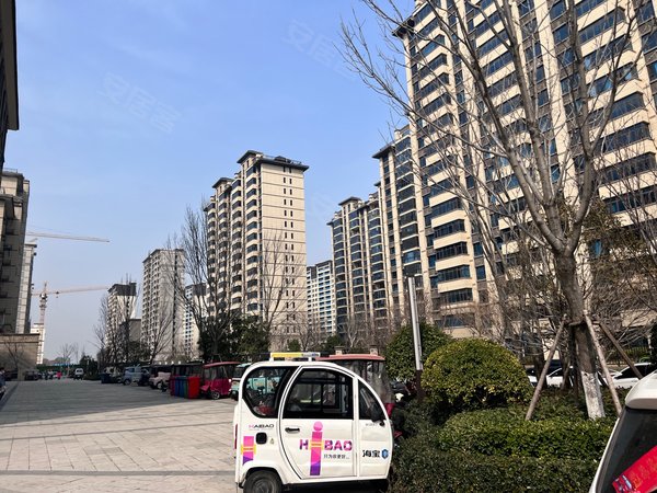 商丘睢阳万达广场南部新城豪华装修 南部新城 信华建国后边 采光超好