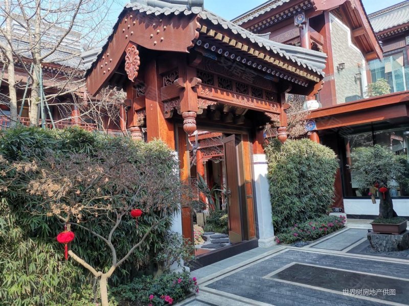 中德麓府(别墅)6室6厅6卫1800㎡南北4200万