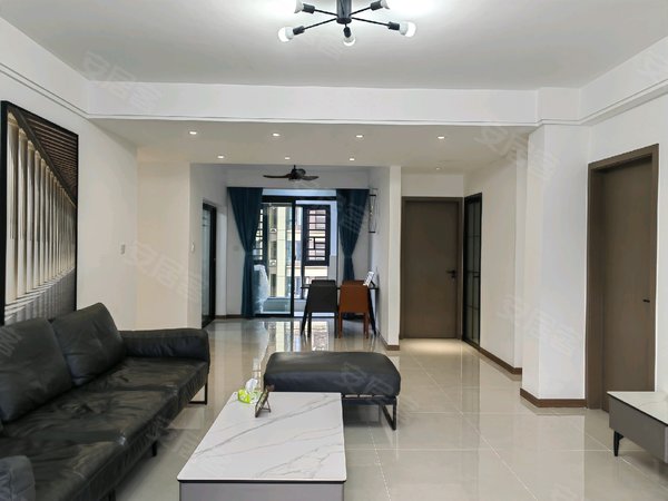 长沙岳麓桐梓坡西路汉唐世家汉唐世家 3室2厅2卫出租房源真实图片