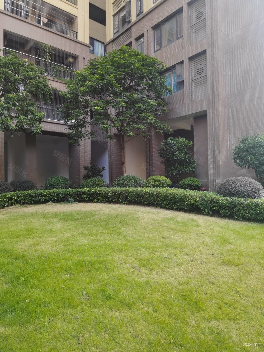 园洲信鸿广场豪华装修3房出售繁华地段自带商业体中心