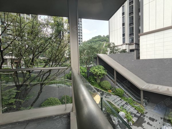 广州黄埔香雪时代天境时代天境 83平大三房 3600就能租到靠近学校的